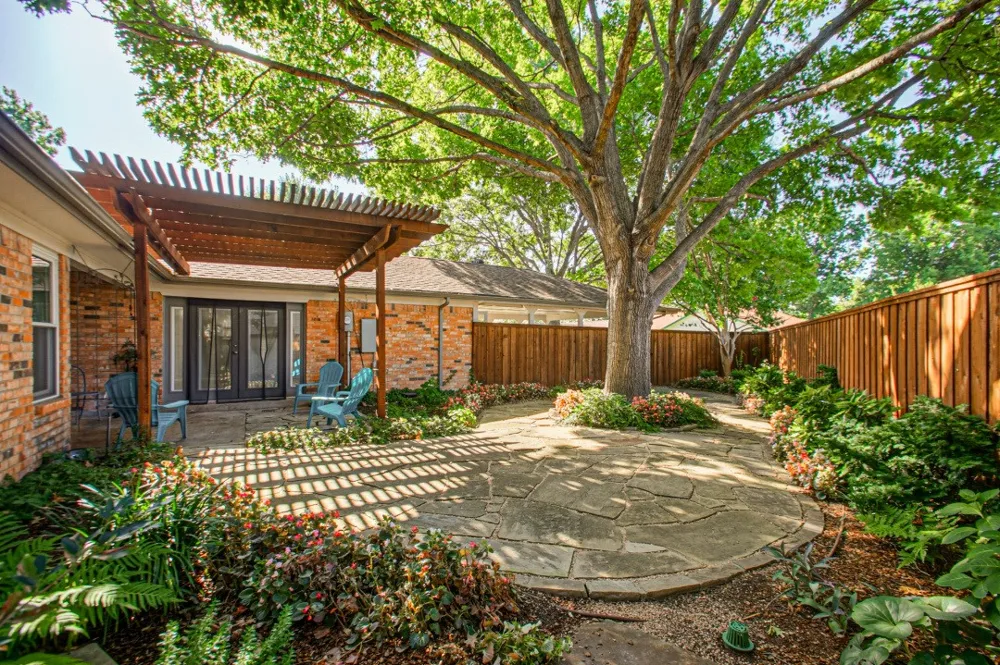 1904 Clover Trail Richardson, TX 75081