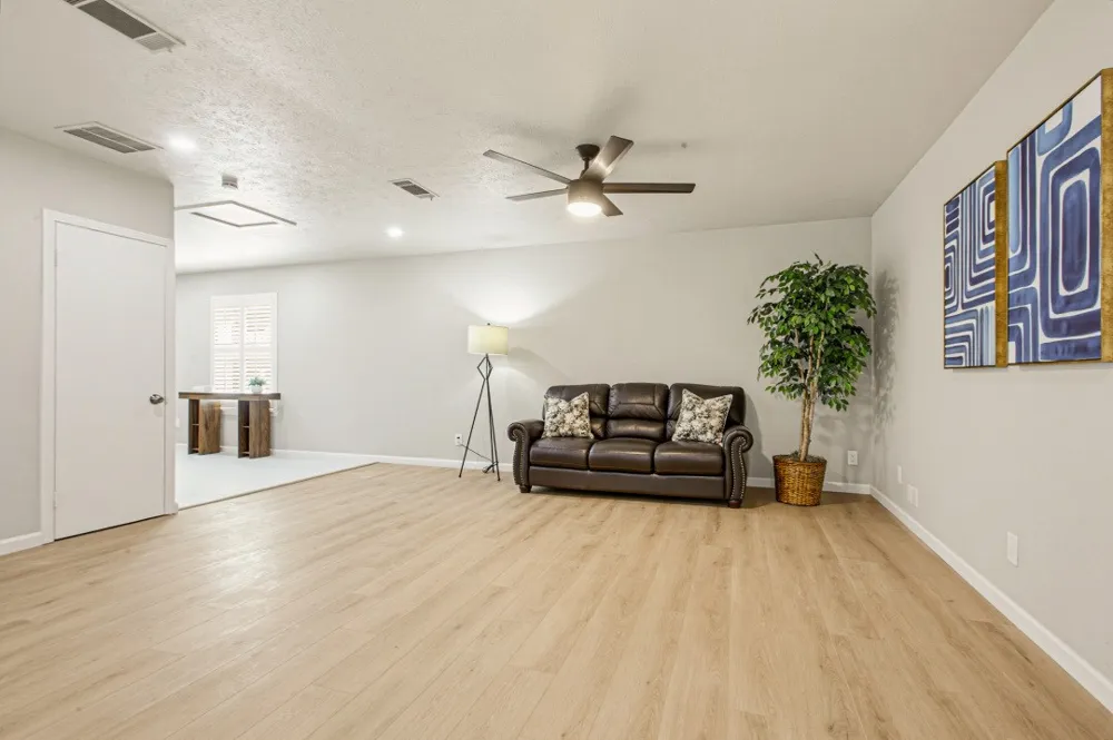 1904 Clover Trail Richardson, TX 75081