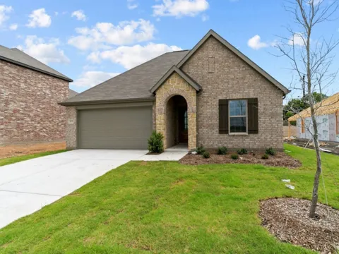 553 Hickory Ridge