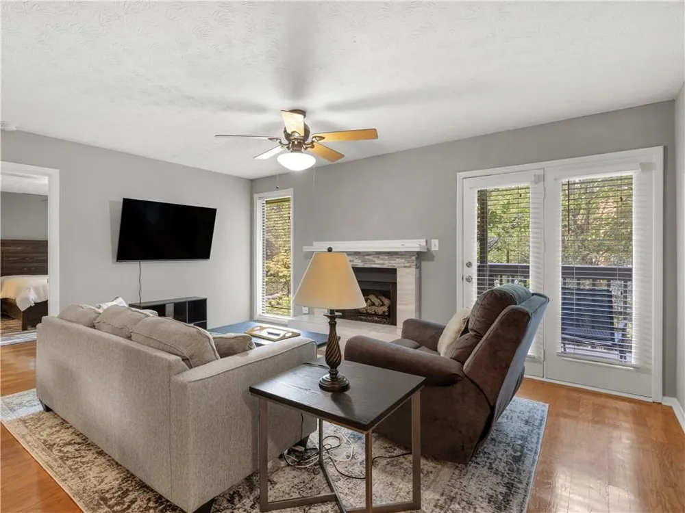 903 Tuxworth Circle Decatur, GA 30033