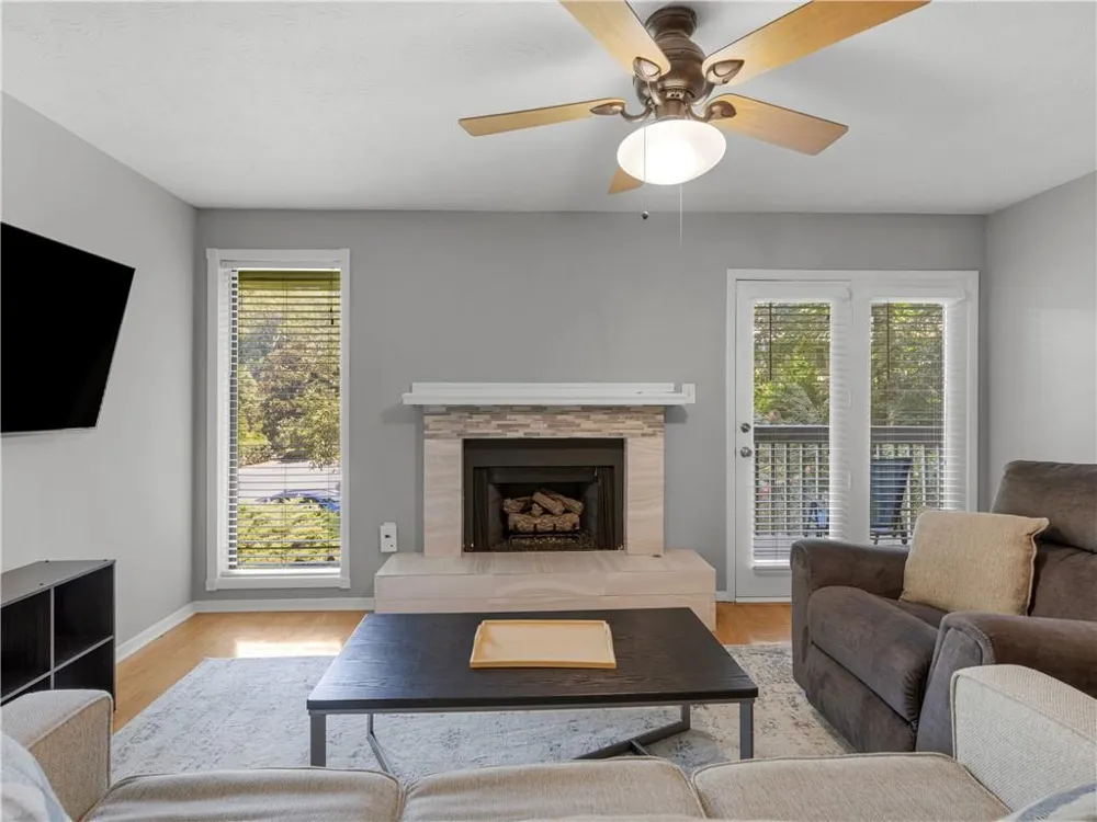 903 Tuxworth Circle Decatur, GA 30033
