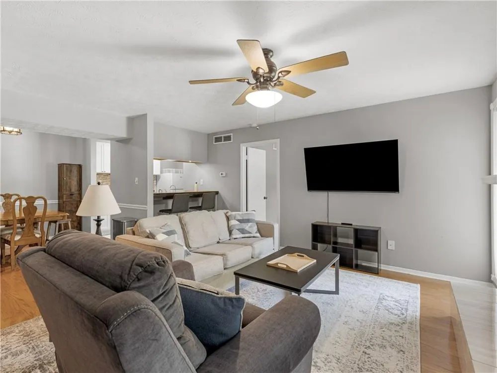 903 Tuxworth Circle Decatur, GA 30033