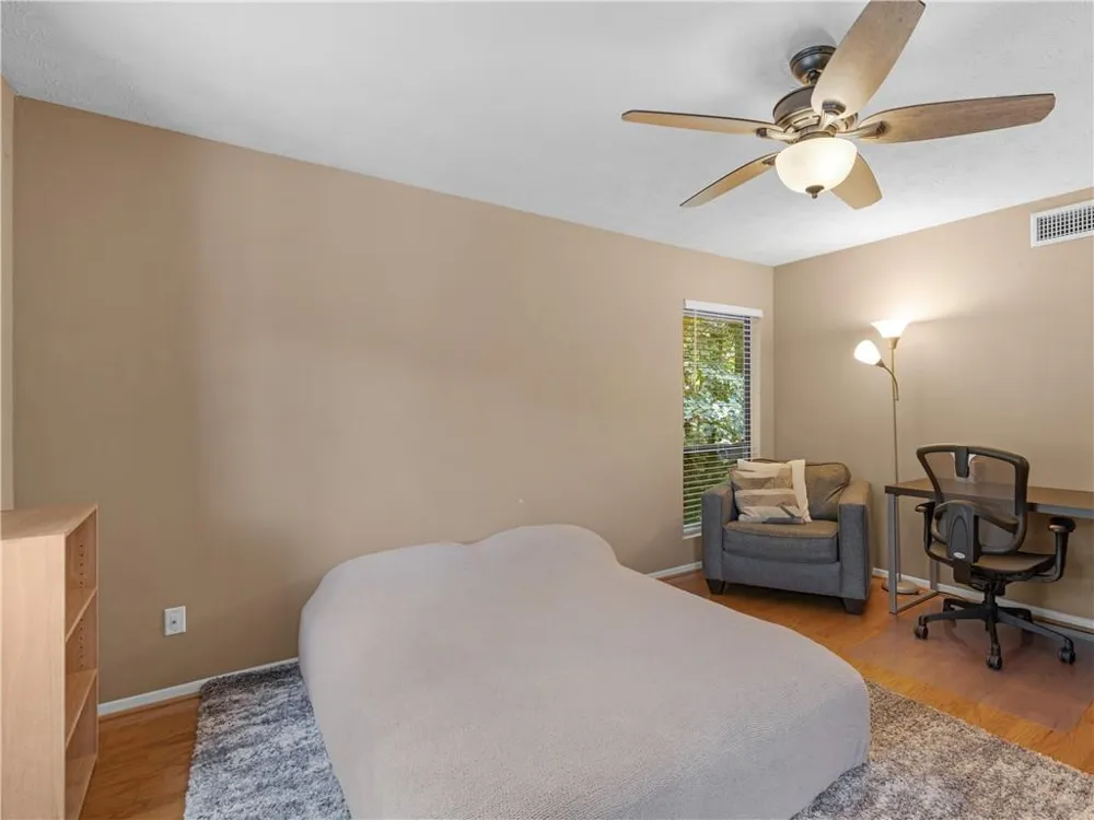 903 Tuxworth Circle Decatur, GA 30033