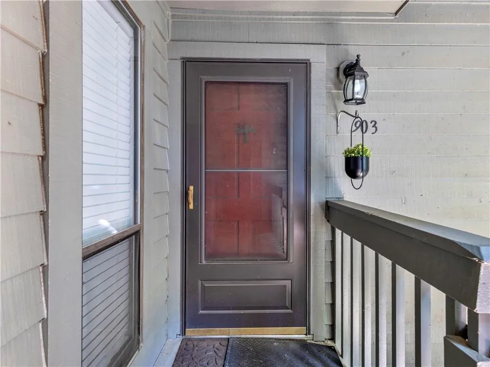 903 Tuxworth Circle Decatur, GA 30033