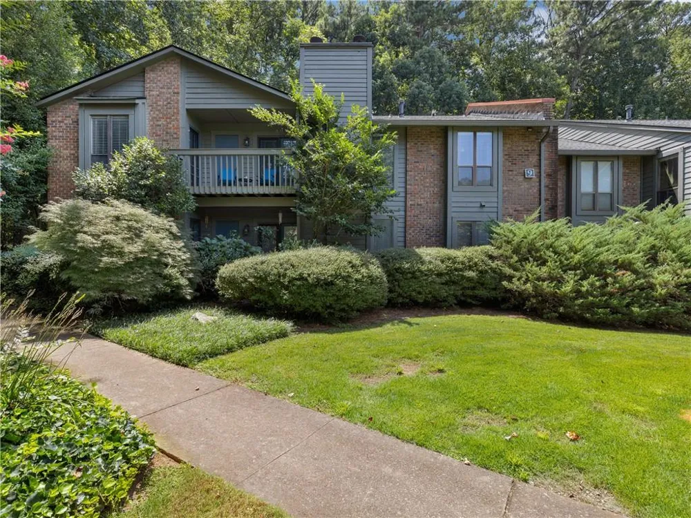 903 Tuxworth Circle Decatur, GA 30033