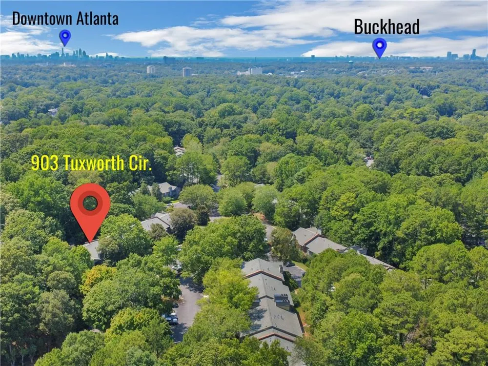903 Tuxworth Circle Decatur, GA 30033