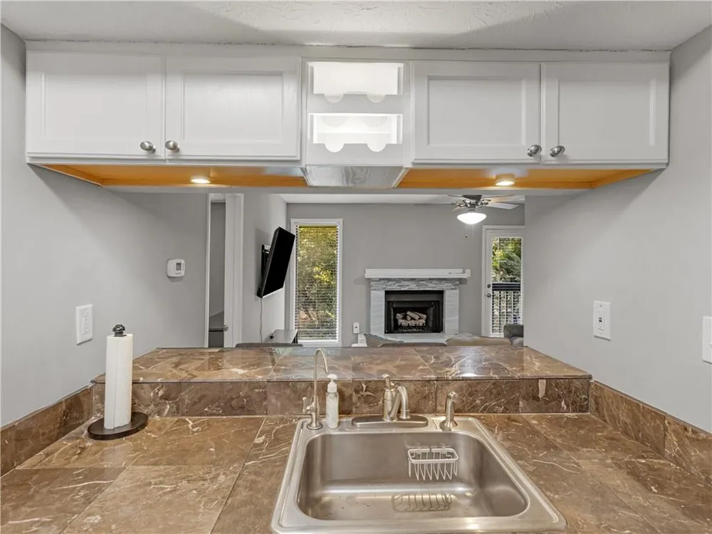903 Tuxworth Circle Decatur, GA 30033