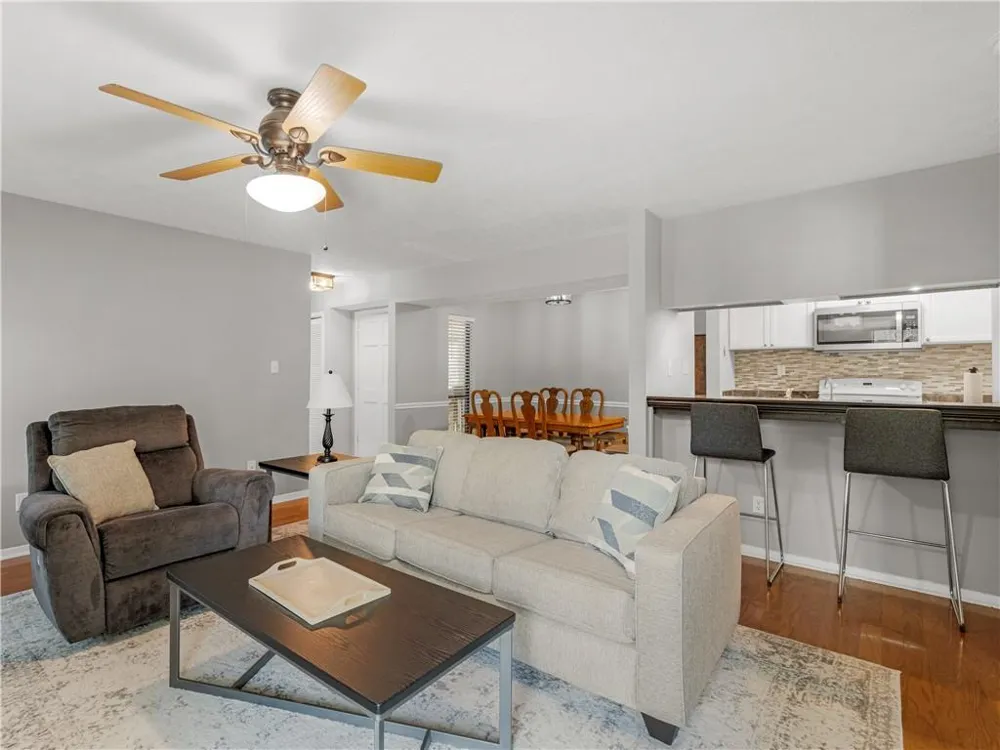 903 Tuxworth Circle Decatur, GA 30033