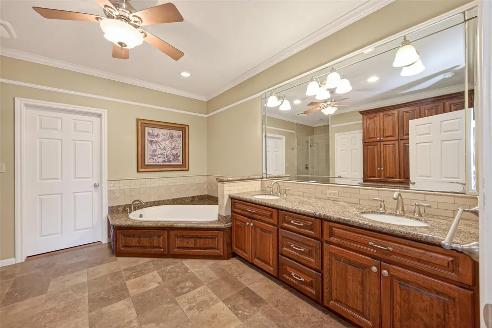 9303 Tranquil Park Drive Spring, TX 77379