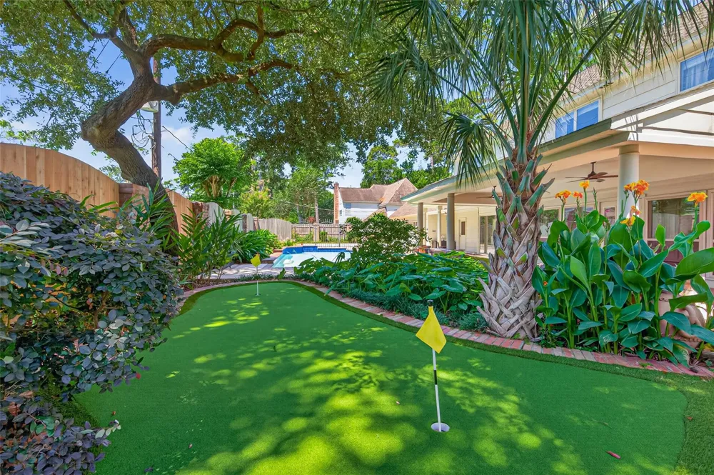 9303 Tranquil Park Drive Spring, TX 77379