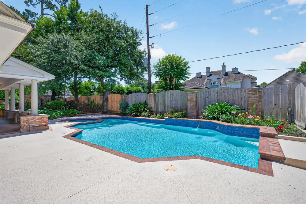 9303 Tranquil Park Drive Spring, TX 77379