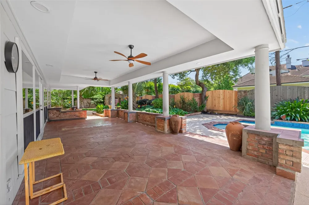 9303 Tranquil Park Drive Spring, TX 77379