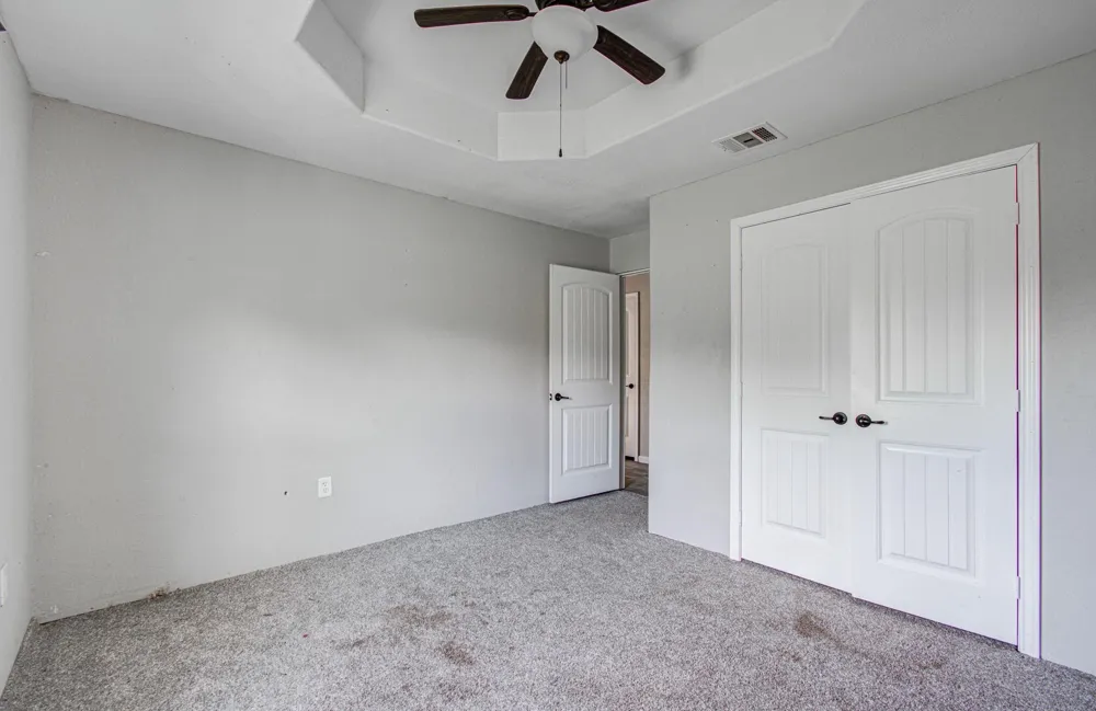 1499 County Road 393b Alvin, TX 77511
