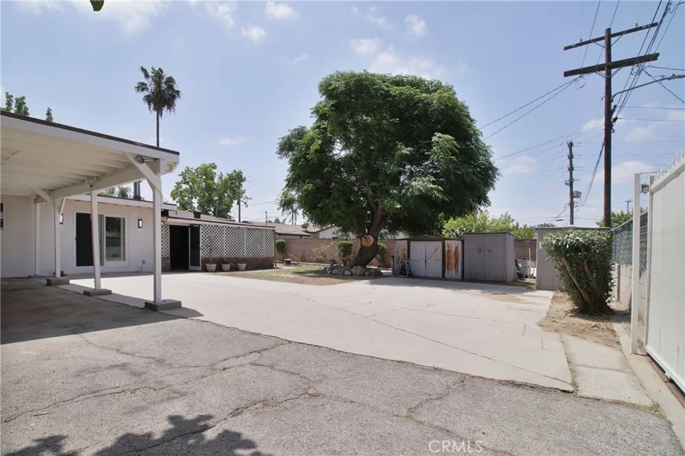 14615 San Fernando Mission Boulevard San Fernando, CA 91340