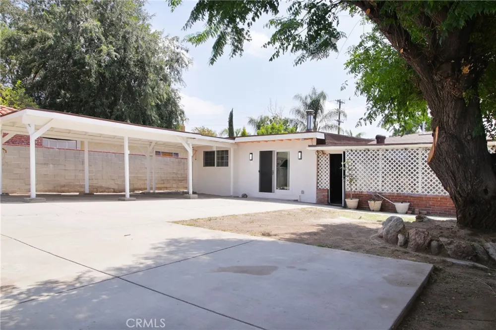 14615 San Fernando Mission Boulevard San Fernando, CA 91340
