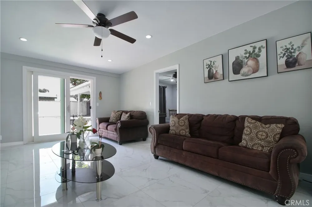 14615 San Fernando Mission Boulevard San Fernando, CA 91340