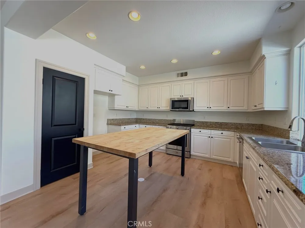 28910 Newport Temecula, CA 92591
