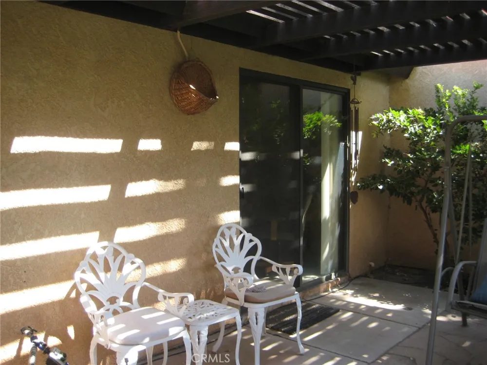19109 Arthur Apple Valley, CA 92308