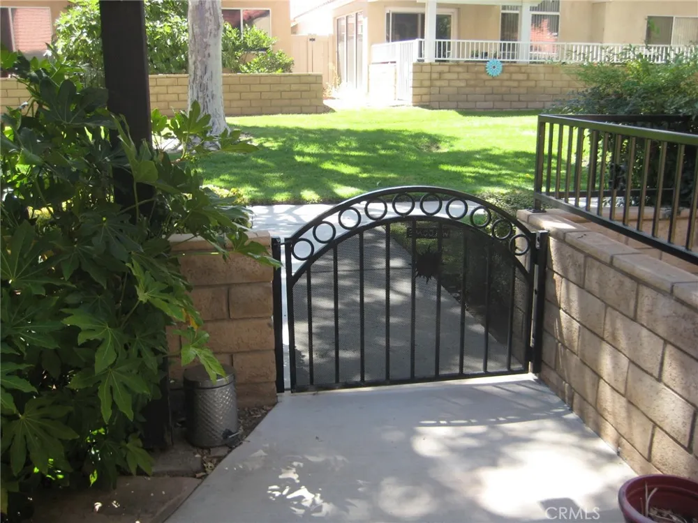 19109 Arthur Apple Valley, CA 92308