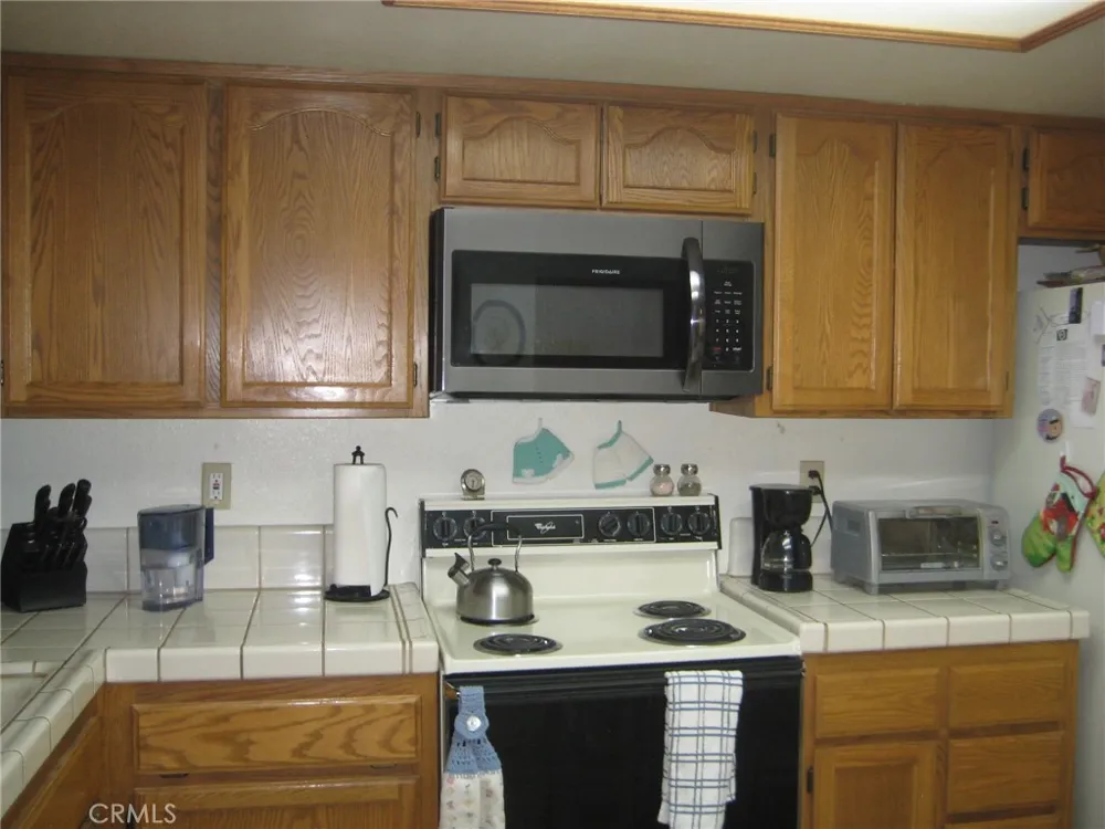 19109 Arthur Apple Valley, CA 92308