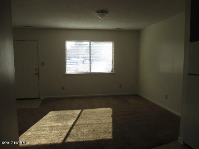 218 Easy Street Jacksonville, NC 28546