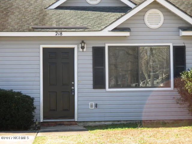218 Easy Street Jacksonville, NC 28546