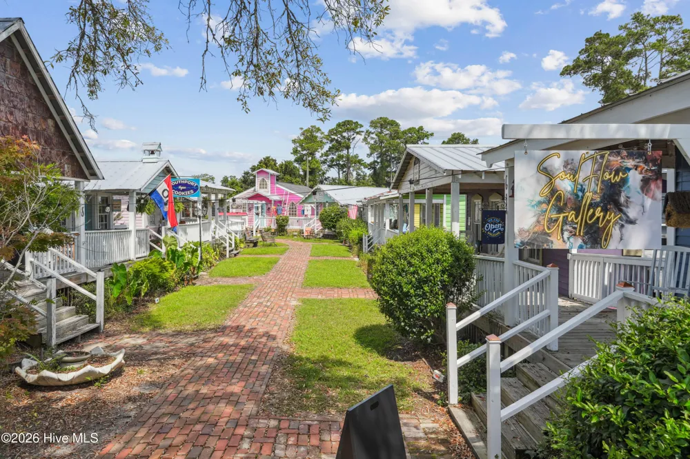 3140 Weather Side Drive SE #209 Southport, NC 28461