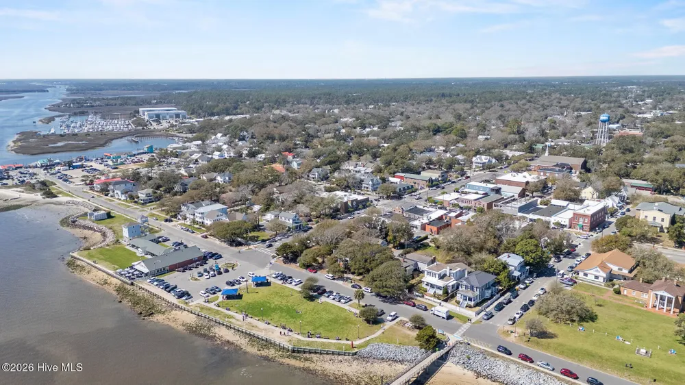 3140 Weather Side Drive SE #209 Southport, NC 28461