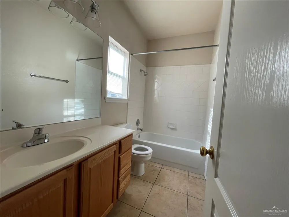 2515 Dove Avenue Mission, TX 78574