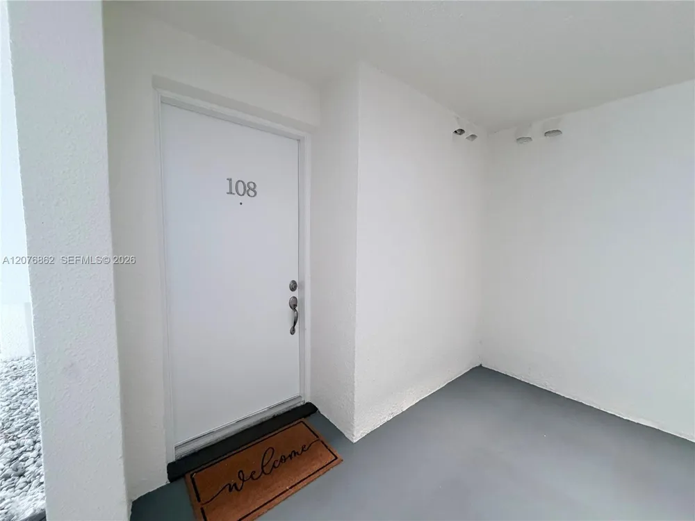 9731 Fontainebleau Blvd #F108 Miami, FL 33172
