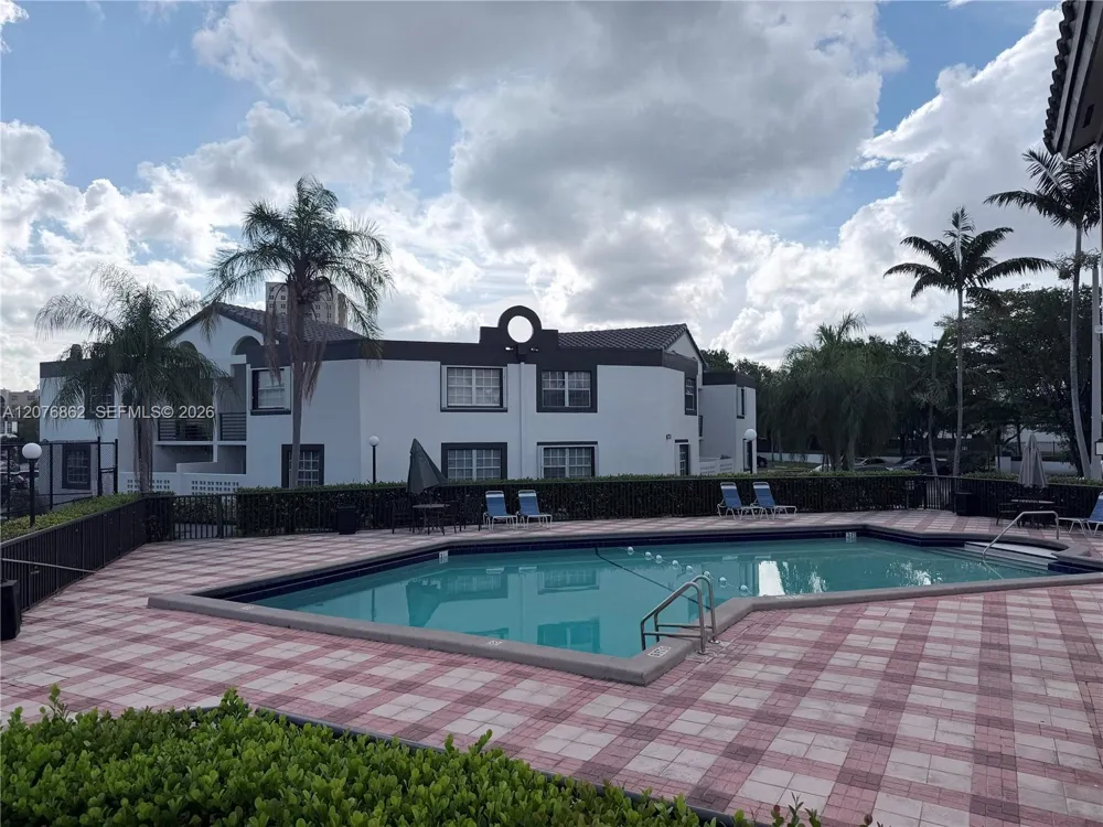 9731 Fontainebleau Blvd #F108 Miami, FL 33172