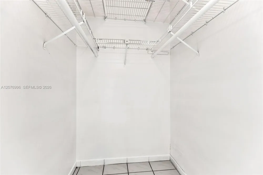 19181 NW 89th Ave #1 Hialeah, FL 33018