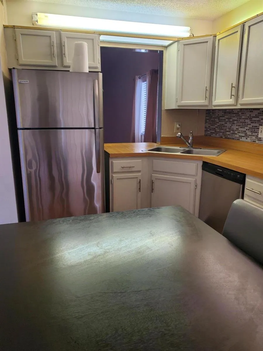 2641 Gately Drive E #907 West Palm Beach, FL 33415