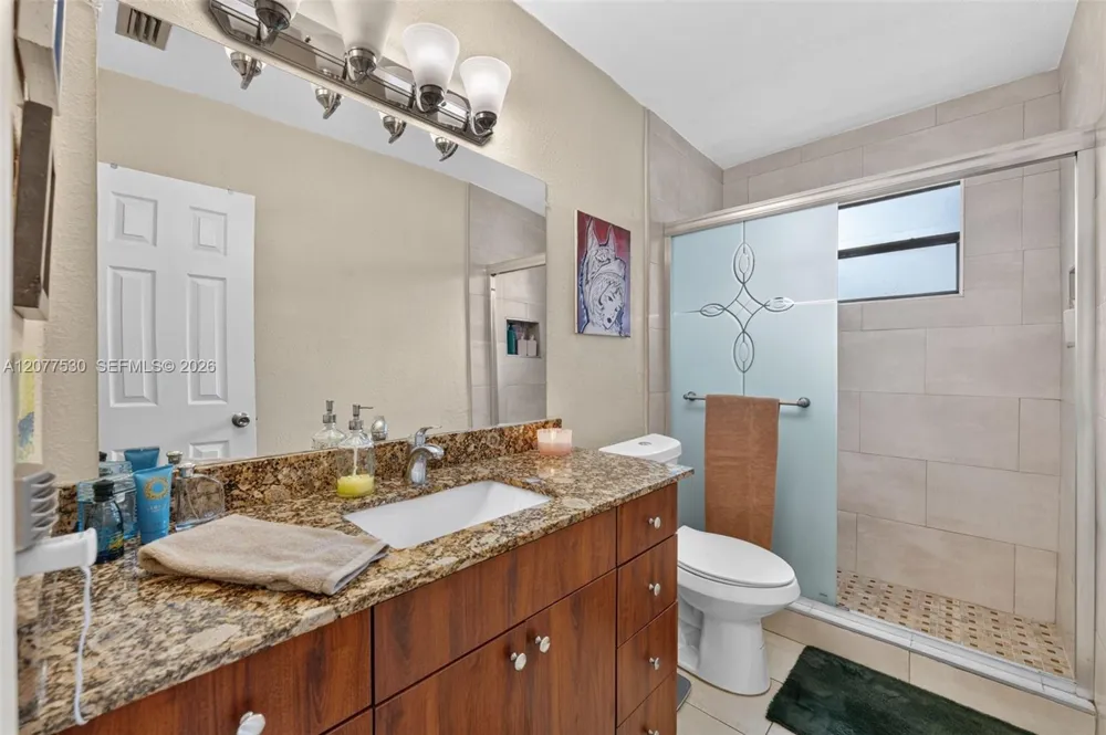 19721 SW 114th Ct Miami, FL 33157