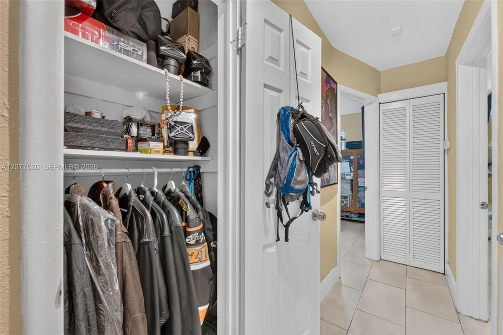 19721 SW 114th Ct Miami, FL 33157