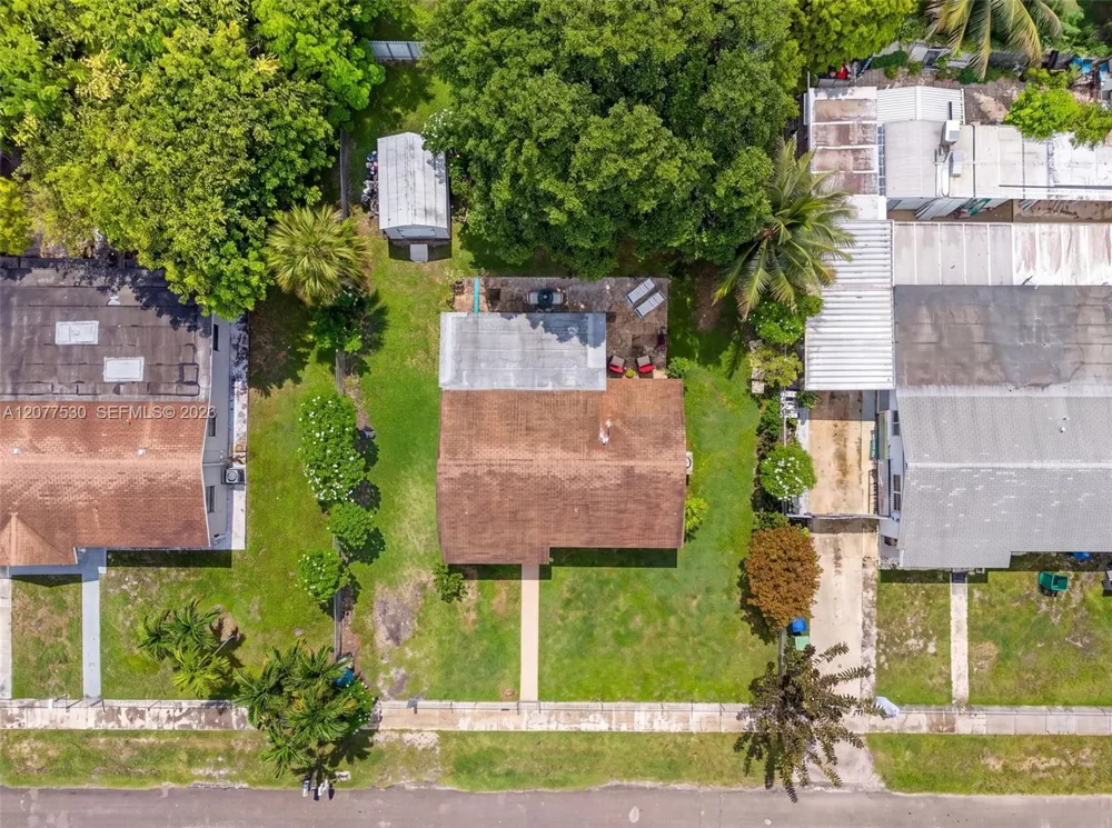 19721 SW 114th Ct Miami, FL 33157