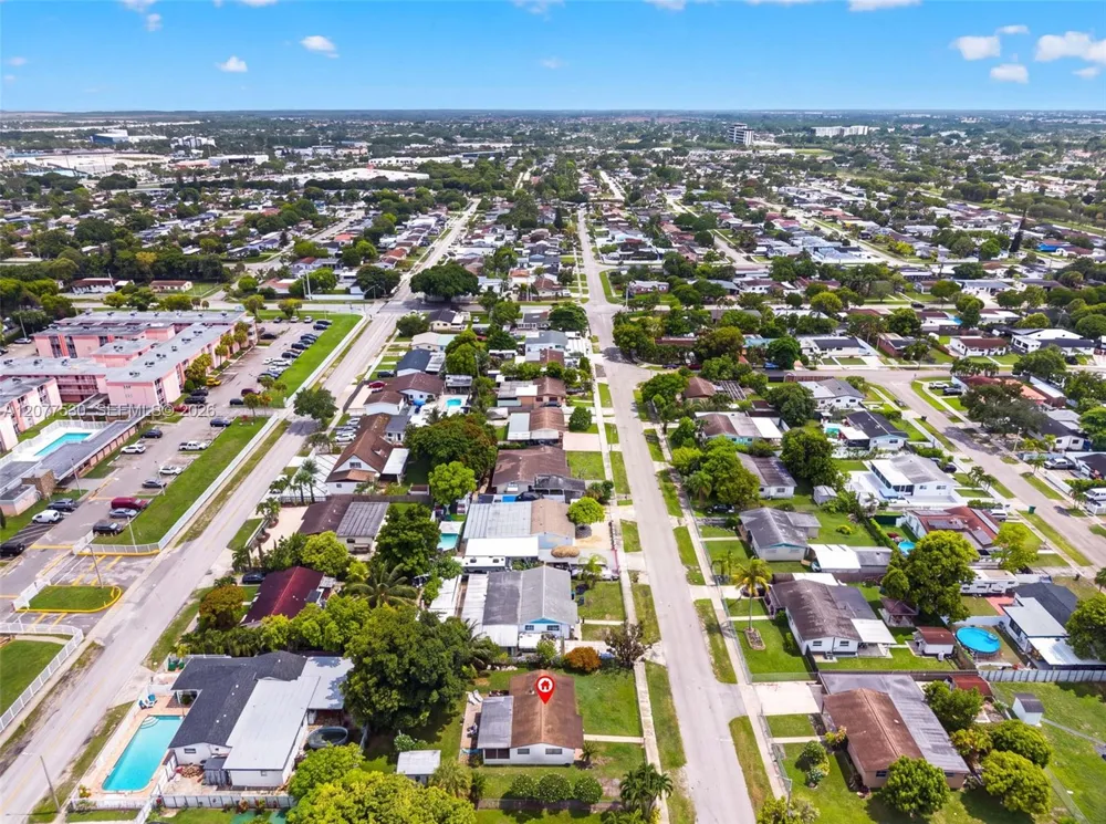 19721 SW 114th Ct Miami, FL 33157
