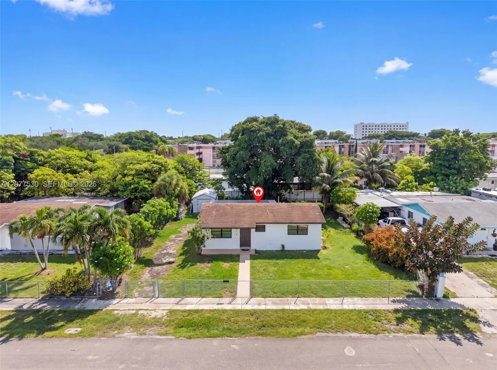 19721 SW 114th Ct Miami, FL 33157