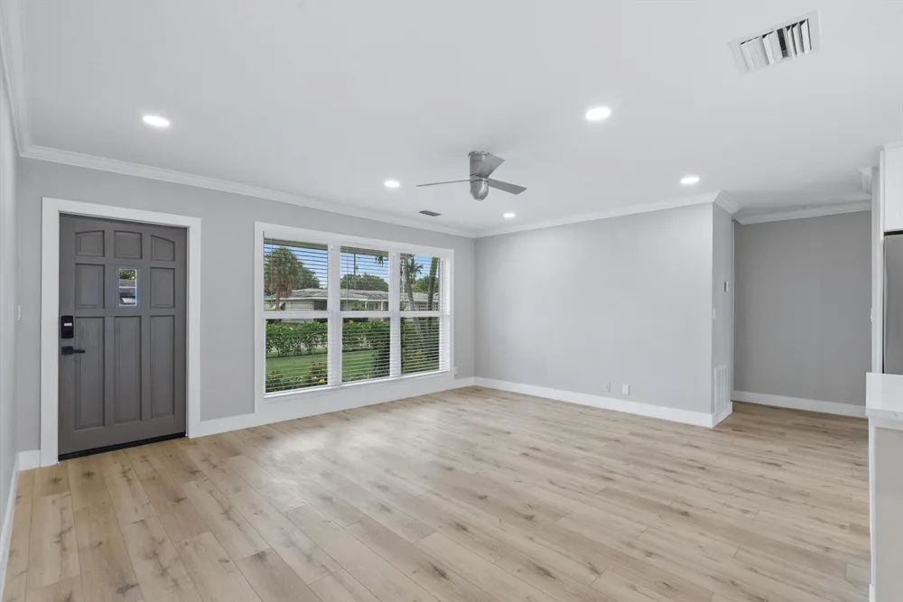 2775 NE 5TH AVENUE Boca Raton, FL 33431