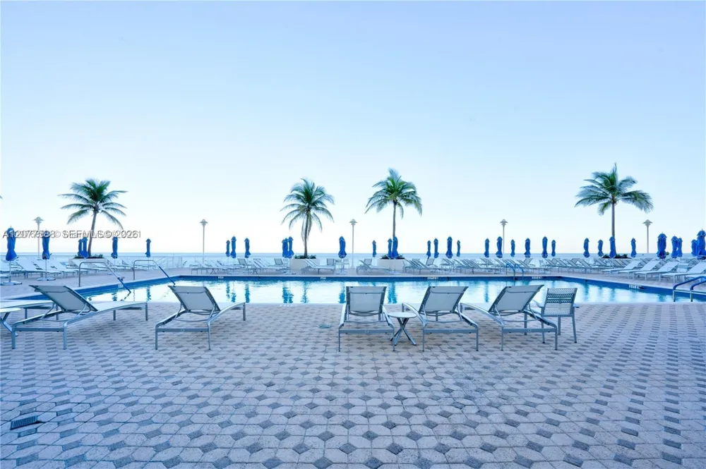 1890 S Ocean Dr *Seasonal* #2001 Hallandale Beach, FL 33009