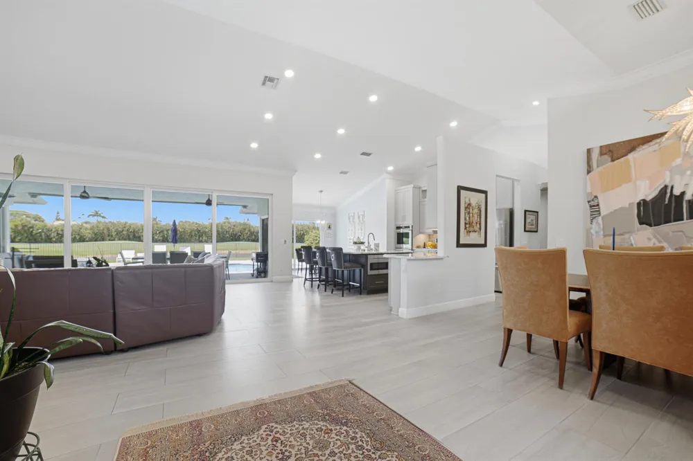11170 Boca Woods Lane Boca Raton, FL 33428