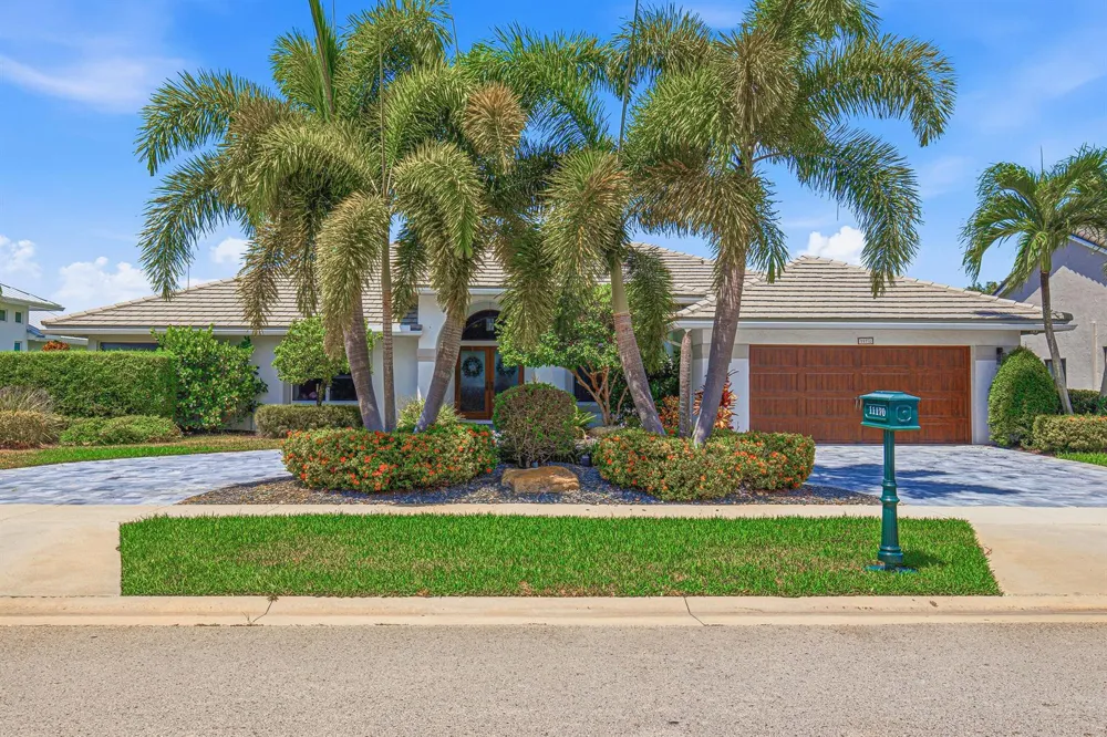 11170 Boca Woods Lane Boca Raton, FL 33428