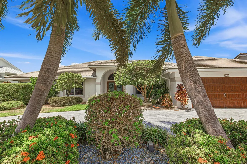 11170 Boca Woods Lane Boca Raton, FL 33428