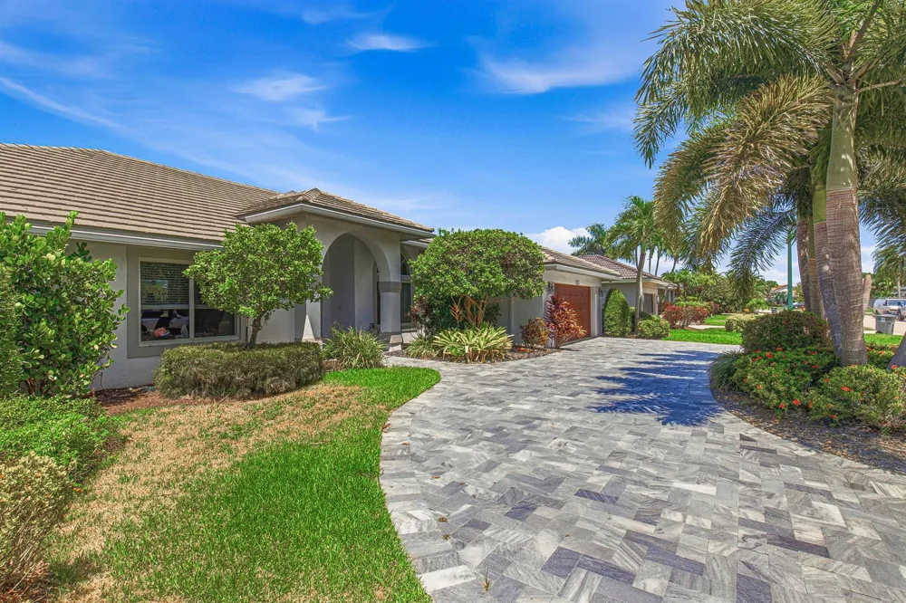 11170 Boca Woods Lane Boca Raton, FL 33428