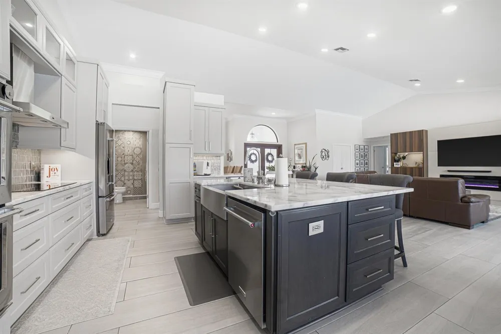 11170 Boca Woods Lane Boca Raton, FL 33428