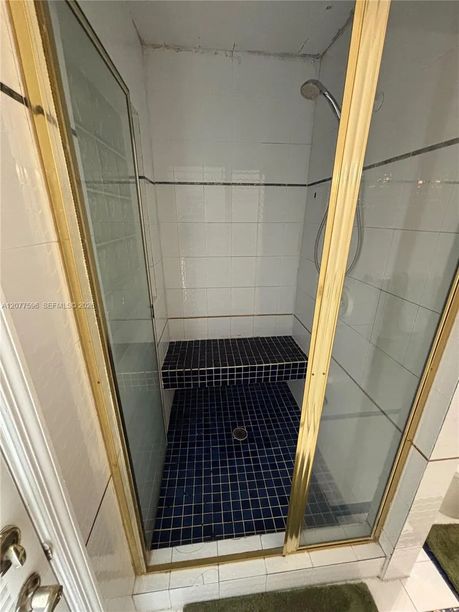 14629 Glencairn Rd Miami Lakes, FL 33016