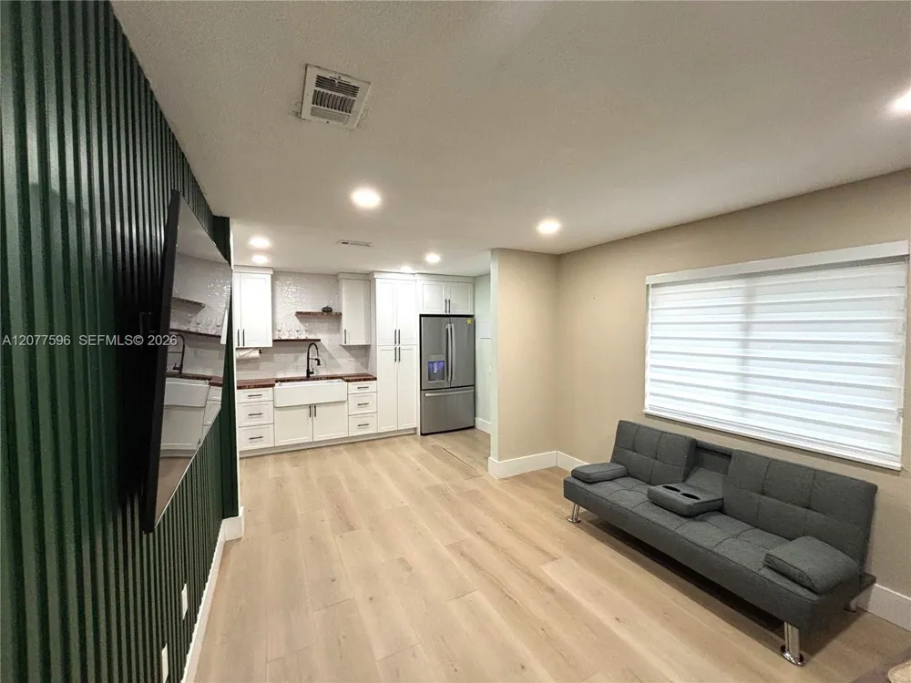 14629 Glencairn Rd Miami Lakes, FL 33016