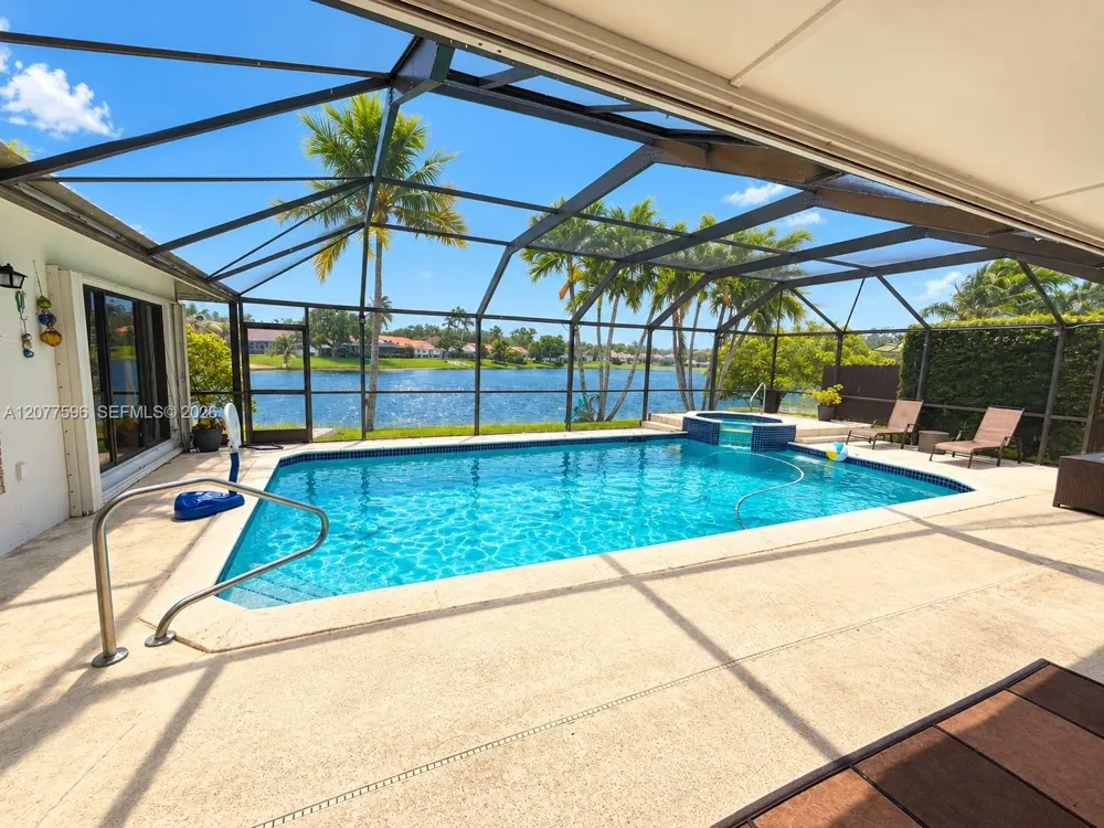 14629 Glencairn Rd Miami Lakes, FL 33016
