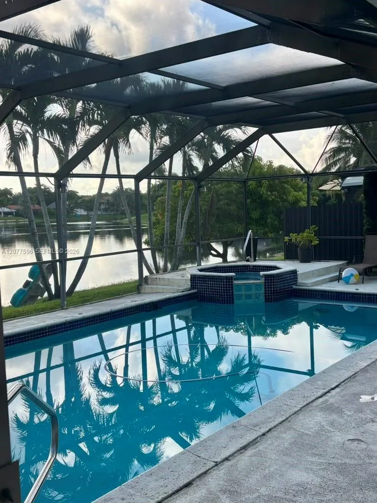 14629 Glencairn Rd Miami Lakes, FL 33016