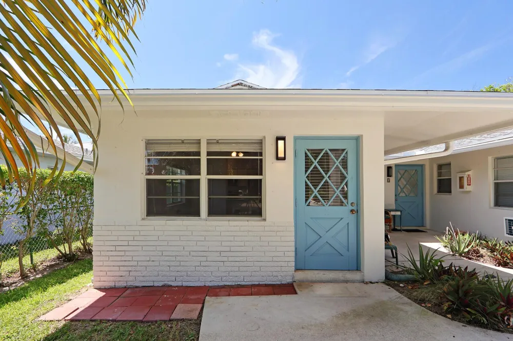 112 SANDAL LANE #4 Palm Beach Shores, FL 33404